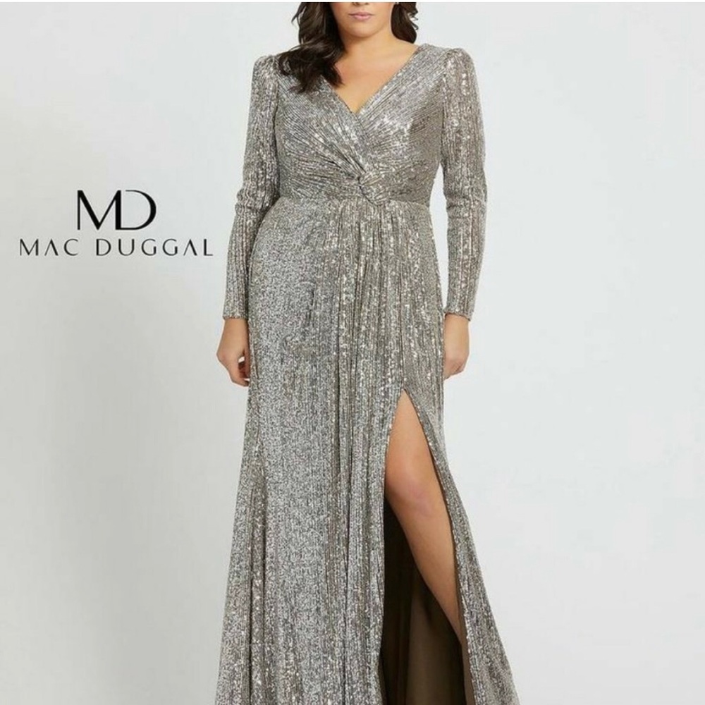 Mac Duggal Formal Plus Size Sequin Dress.
